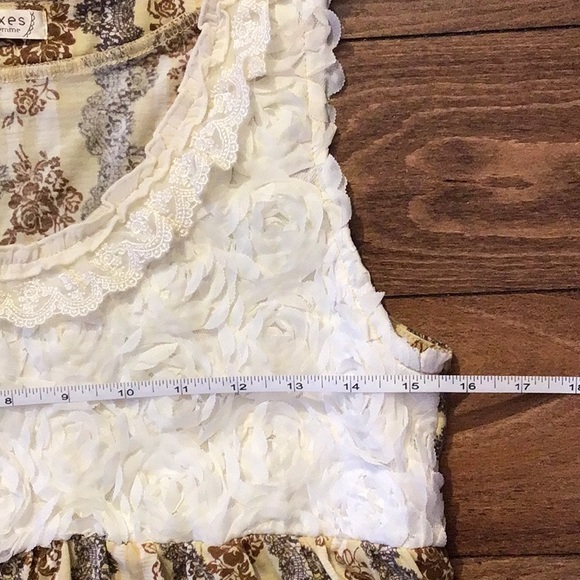 Axes Femme handkerchief hem top with embellished bodice - Picture 6 of 8